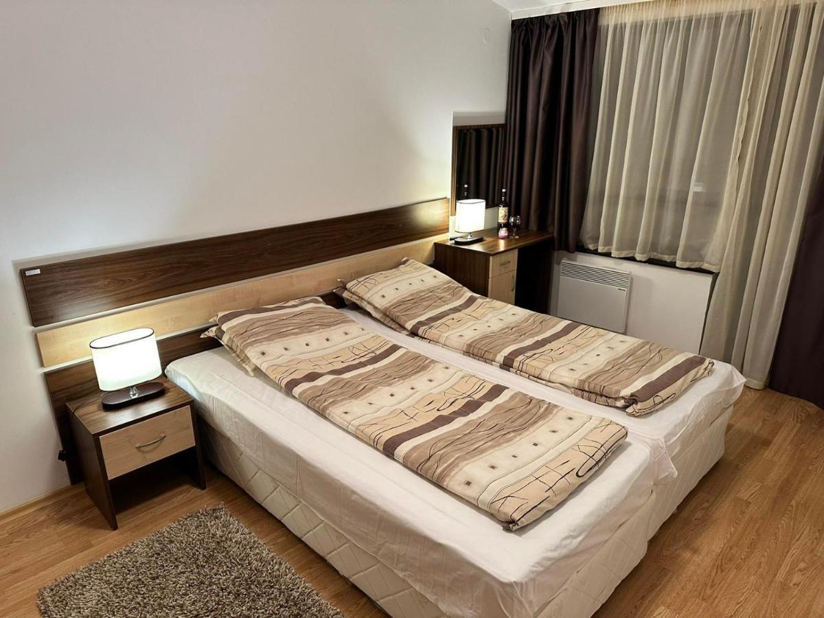 Aspen Luxury Apartamnet Razlog Exterior foto